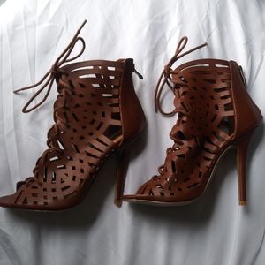 HeartSOUL heels